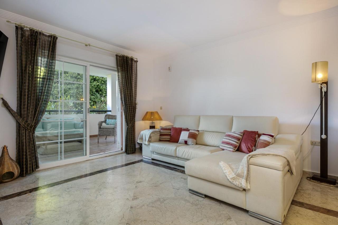 Balcon De Puente Romano Apartment *